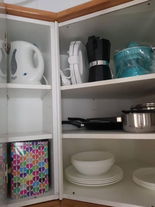 Enjoy Netflix Parking Segun Disponibilidad Appartement Sevilla Buitenkant foto
